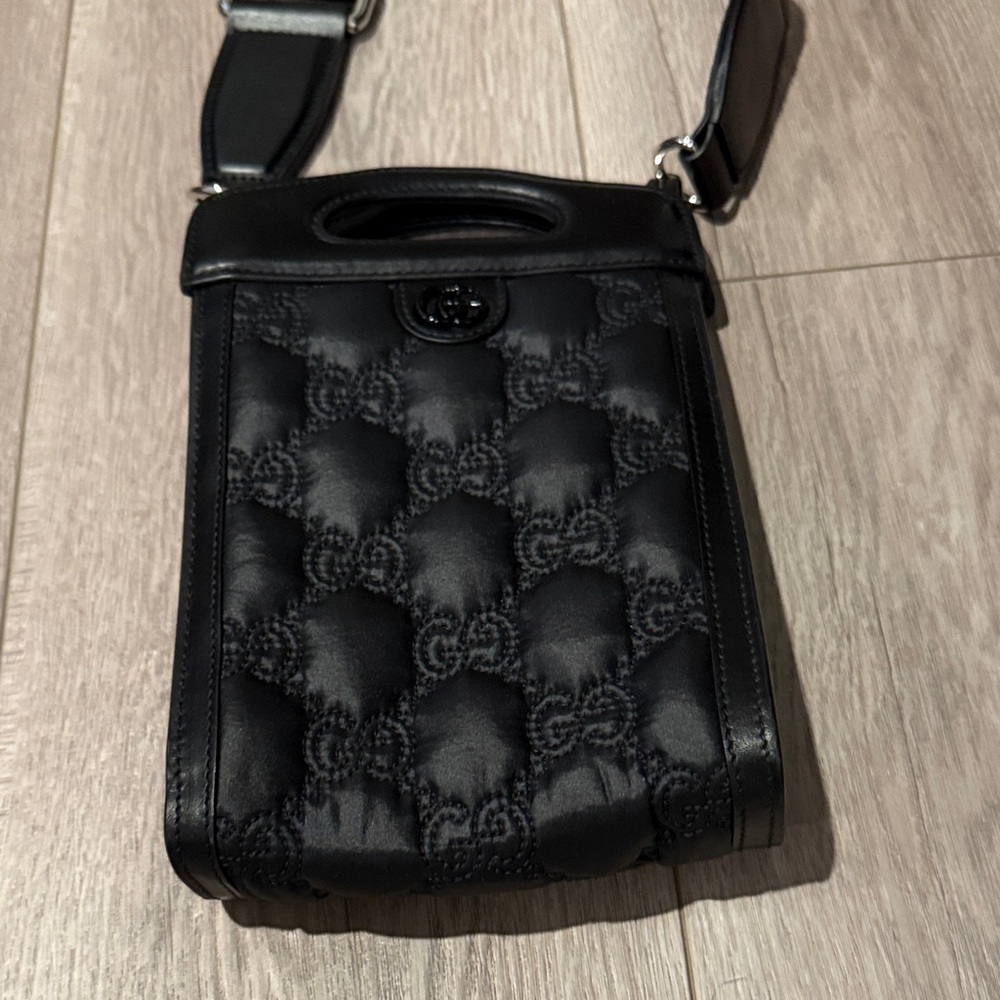 Gucci Black Embroidered Crossbody Bag